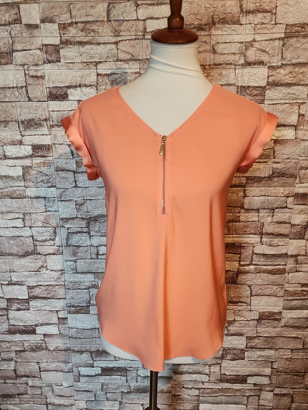 Express Women's Peach V-Neck Zip Front Blouse